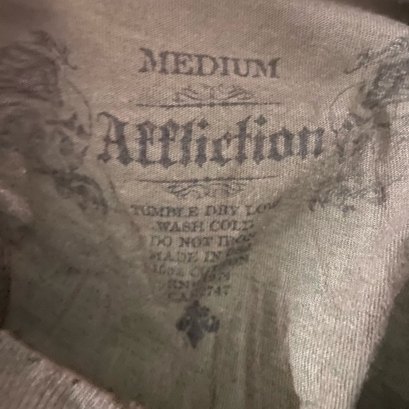Vintage Affliction Embossed Skull Knight Green T-Shirt - Picture 3 of 3